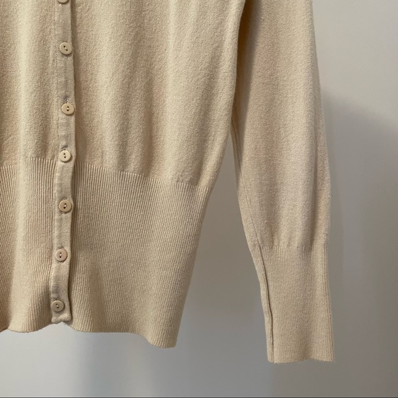 Ava Cardigan in Cream - Picture 5 of 7